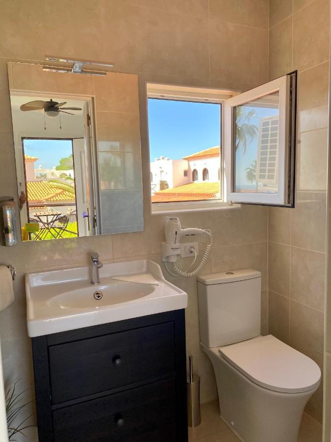 Juangy'S Apartments In Las Adelfas Golf Del Sur San Miguel de Abona Ngoại thất bức ảnh